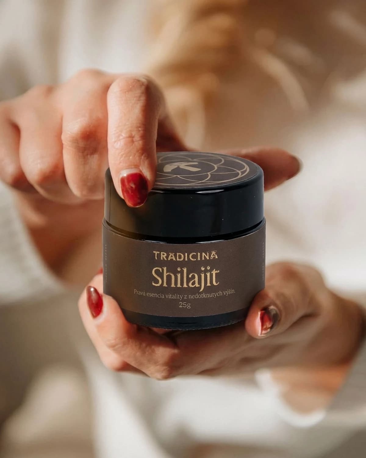 Tradicína Shilajit – himalájska živica